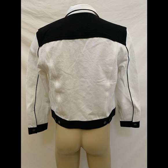 NWT Levi’s Size M Rodeo Boxy Type 3 Trucker Jacket - Picture 6 of 10